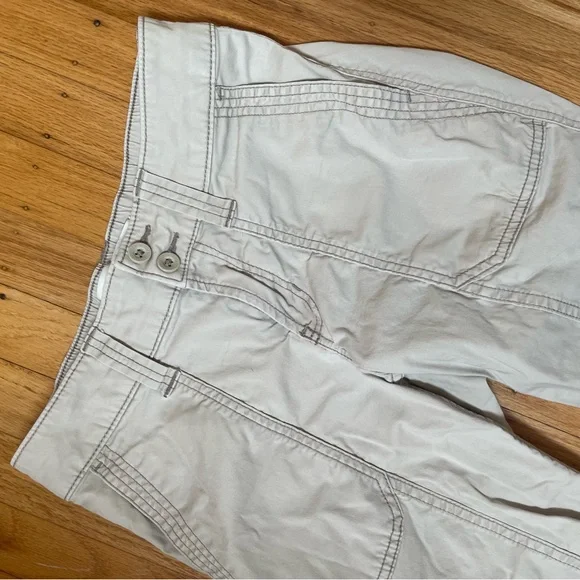 Hollister Mid rise Relaxed Cargo Pants - Picture 5 of 16